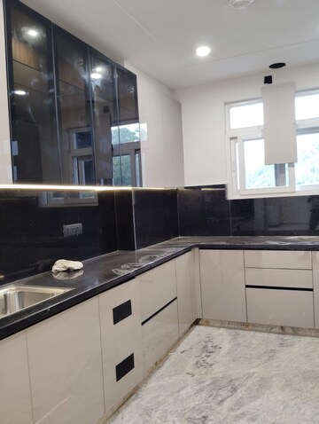 Kitchen in 2.5 BHK Apartment at M3M Marina, Sector 68 – for Sale