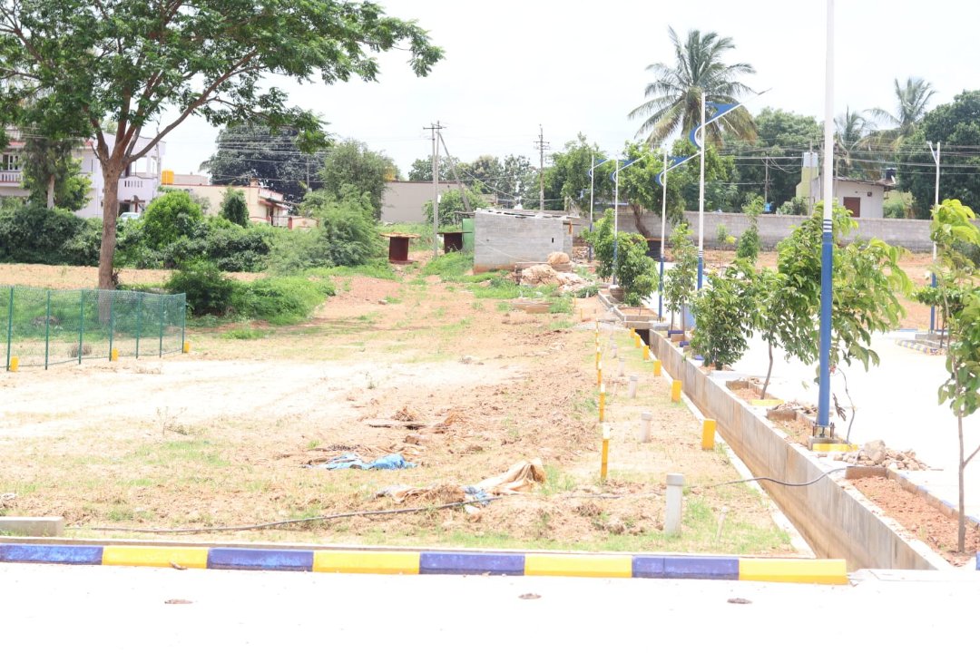 Plot For Resale in Jigani Road Bangalore  7490951