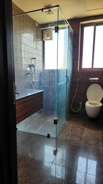 Bathroom in 4 BHK Apartment at Emaar The Palm Drive-The Premier Terraces, Sector 66 – for Sale