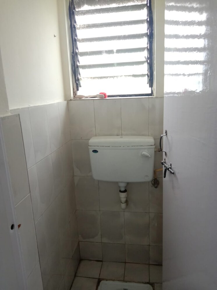 Bathroom, damodar-park-chs 1 Bedroom 563 Sq.Ft. Builder Floor In Ambegaon Budruk Pune 7701603