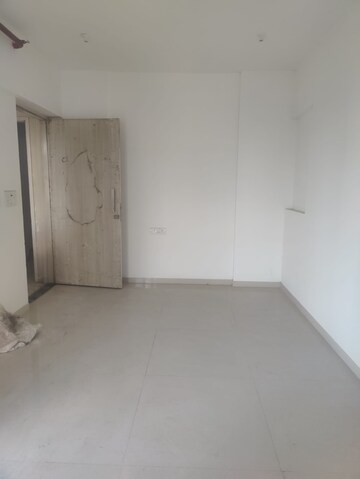 Room in 3 BHK Apartment at Lodha Trump Tower, Worli – for Sale