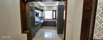 Parking in 4 BHK Builder Floor at Sector 19 – for Sale