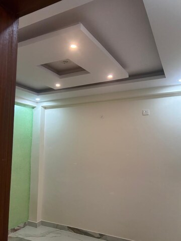 Room in 2 BHK Builder Floor at Sector 16 Greater Noida – for Sale