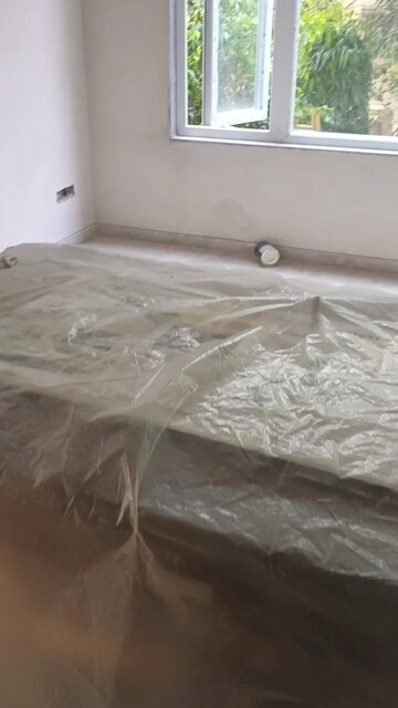 Furnished Amenities in 3 BHK Builder Floor at New Rajinder Nagar – for Sale