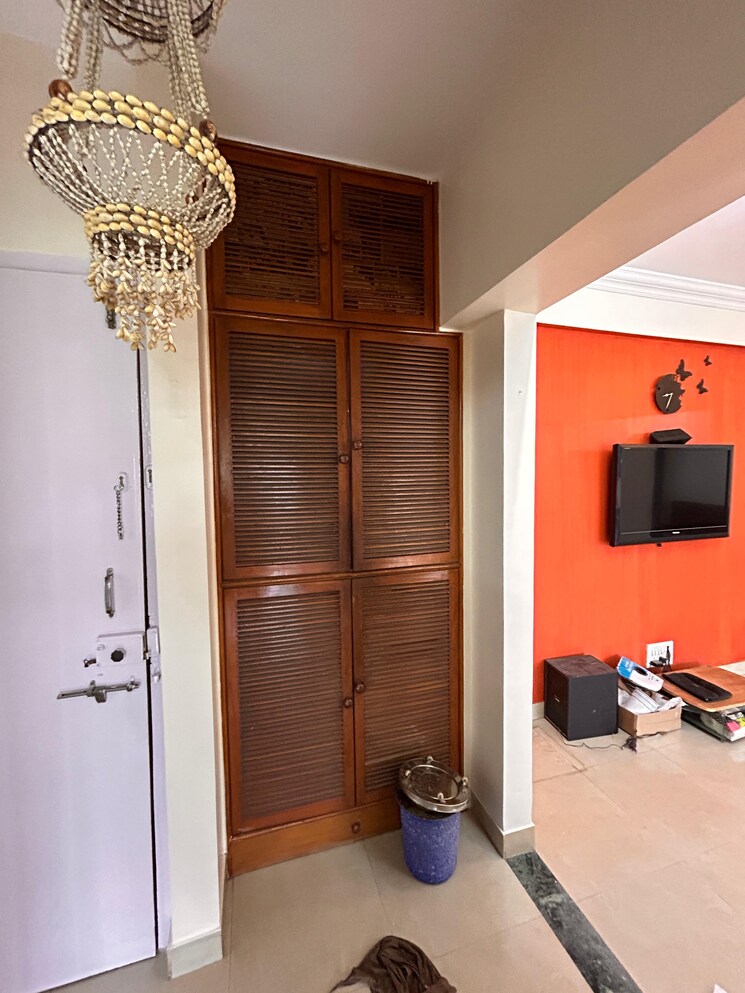 Room, malad-chs 2 Bedroom 1000 Sq.Ft. Apartment In Malad East Mumbai 7702740