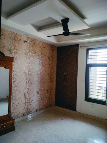 Room in 2 BHK Builder Floor at Ashoka NCR Green Extension, Sector 1 Greater Noida – for Sale