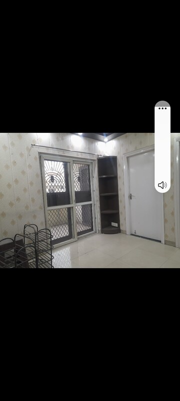 Room in 2 BHK Apartment at BPTP Princess Park, Sector 86 – for Sale