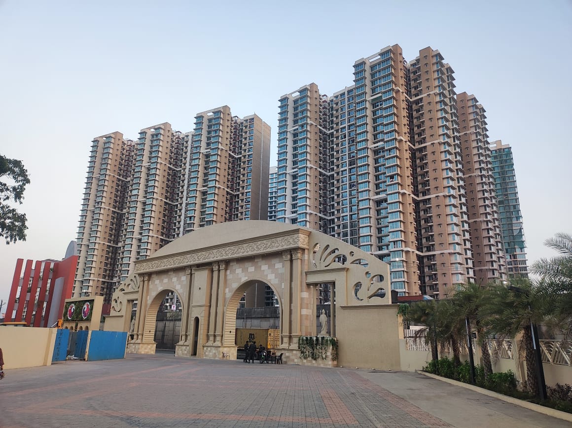 Resale 2 Bedroom 850 Sq.Ft. Apartment in Palaspe Phata Navi Mumbai