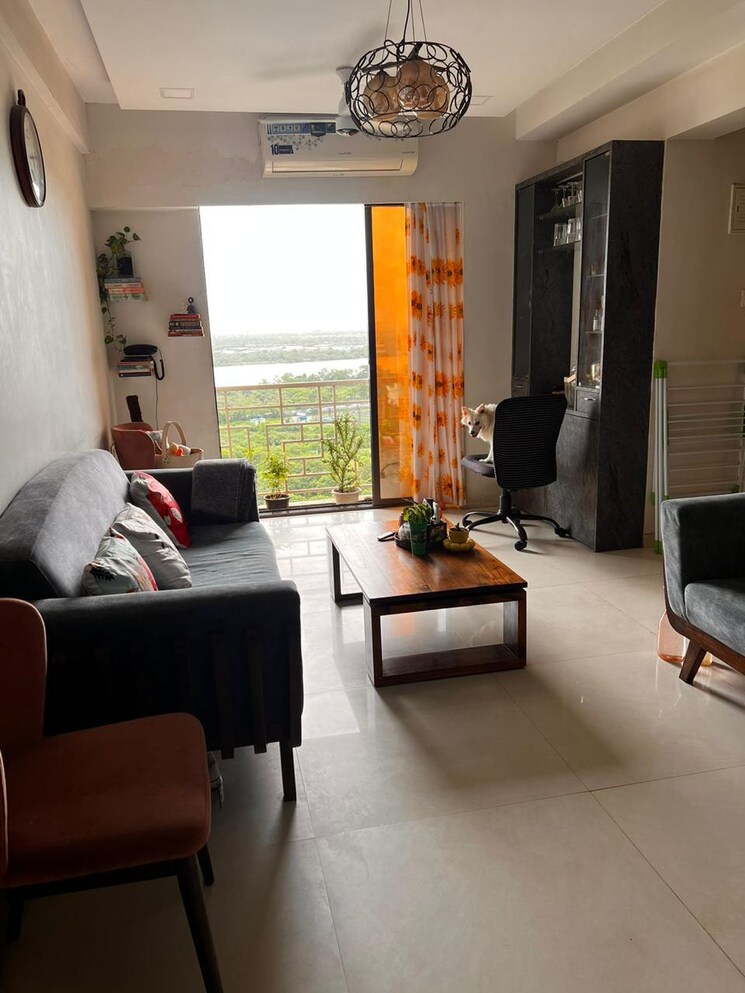 Living Room, kapleshwara-pinnacle-gloria 1 Bedroom 650 Sq.Ft. Apartment In Kolshet Thane 7702988