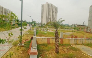 Plot For Sale in Sector 10a