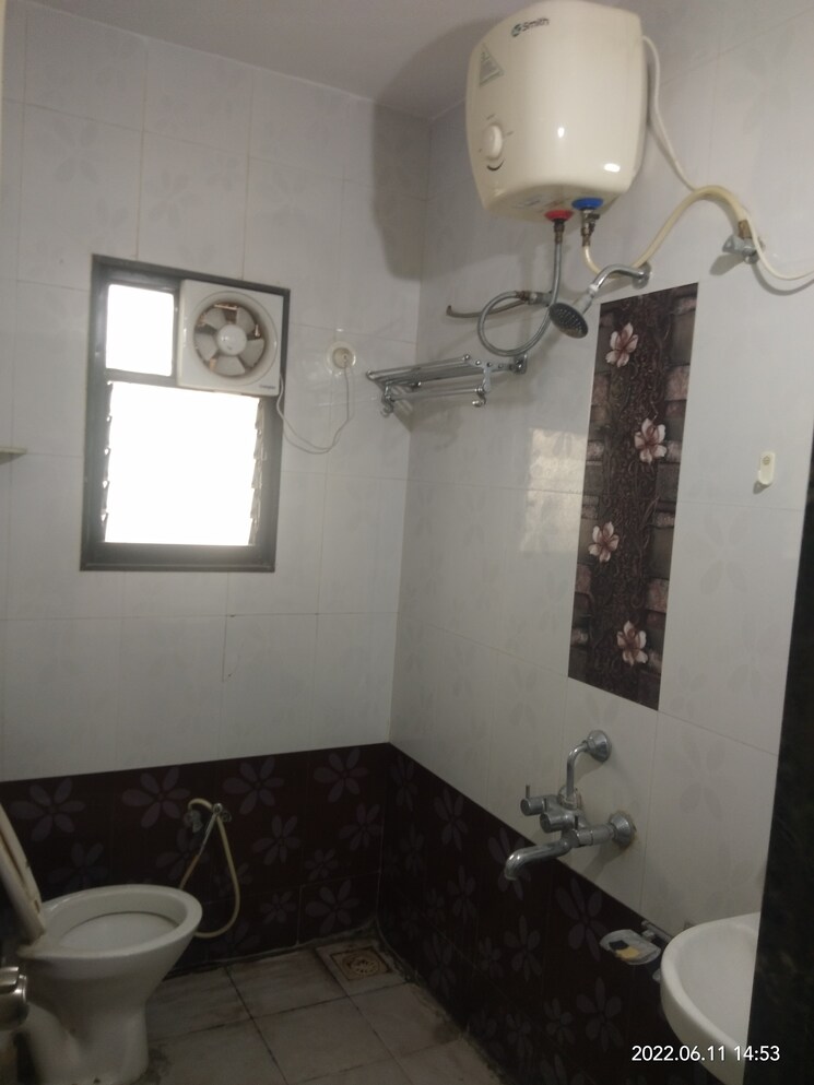 Bathroom, tirupati-campus 2 Bedroom 1200 Sq.Ft. Apartment In Tingre Nagar Pune 7703447