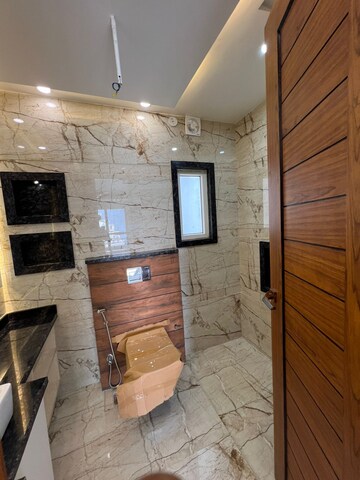 Kitchen in 4 BHK Builder Floor at Spire Wood, Sector 46 – for Sale