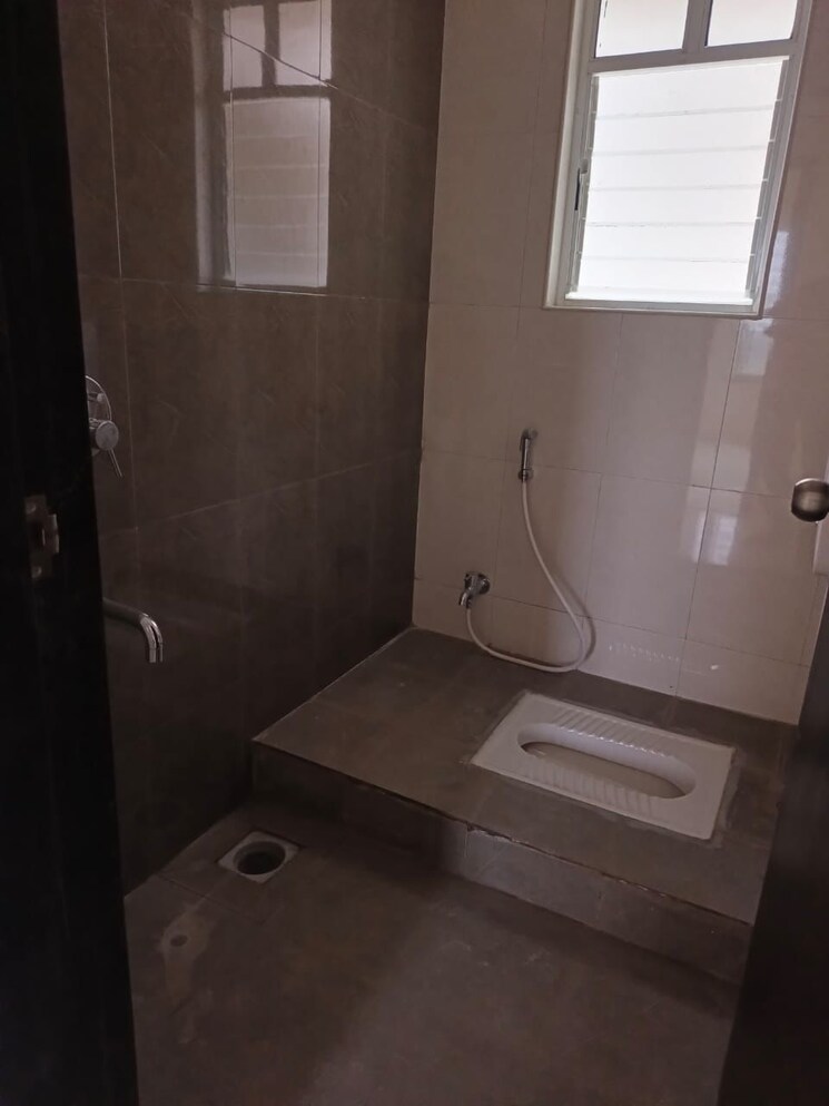 Bathroom, urban-the-landmark 1 Bedroom 610 Sq.Ft. Apartment In Undri Pune 7703568