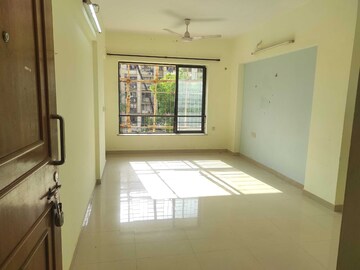 1 BHK Apartment For Rent in Lokhandwala Infrastructure Spring Leaf Kandivali East Mumbai  7703611