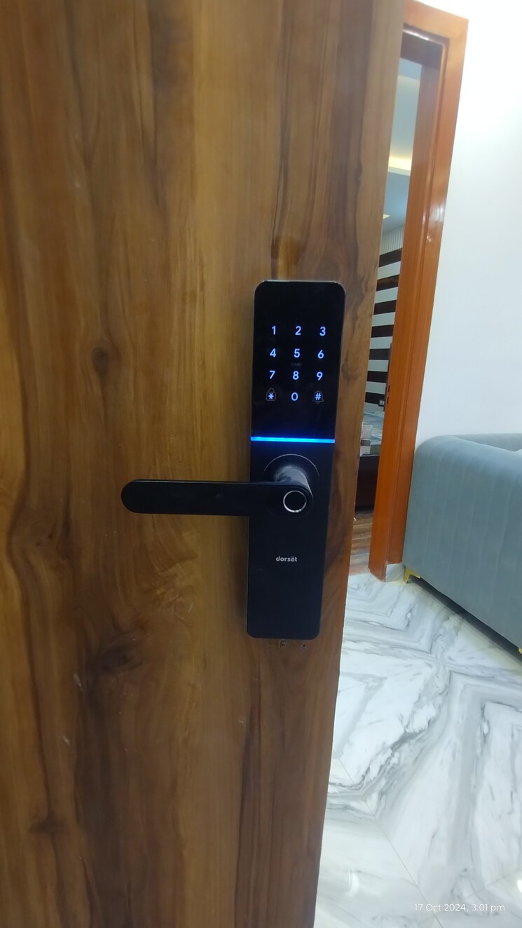 Room, dwarka 3 Bedroom 100 Sq.Yd. Builder Floor In Dwarka Delhi 7703765