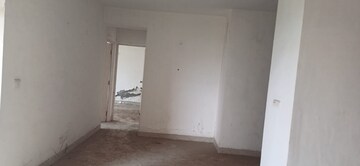 Room in 3 BHK Apartment at Amolik Sankalp, Sector 85 – for Sale