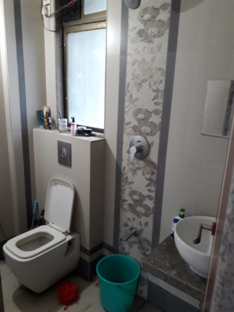 Bathroom, concret-sai-saakshaat 3 Bedroom 1415 Sq.Ft. Apartment In Kharghar Navi Mumbai 7704405