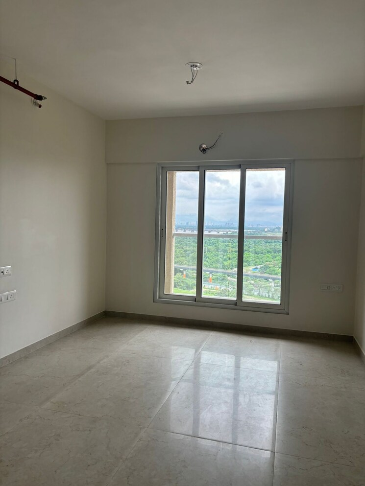 Room, dosti-west-county-phase-4-dosti-pine 2 Bedroom 713 Sq.Ft. Apartment In Balkum Pada Thane 7704544