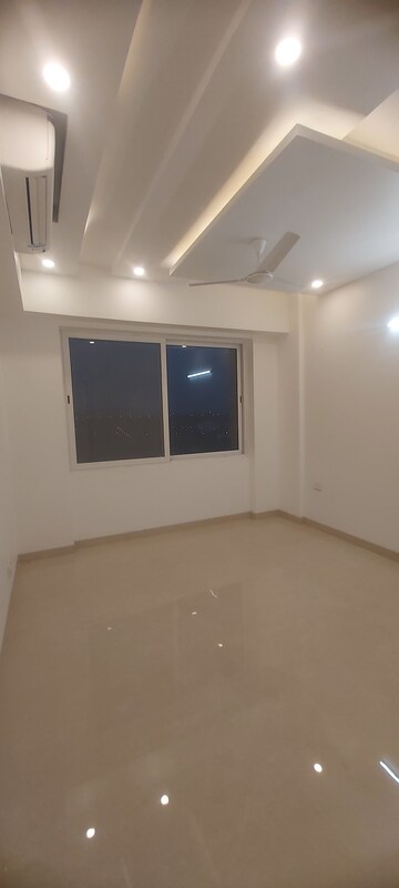 Bedroom in 4 BHK Apartment at Suraj Oranje Castle, Gomti Nagar – for Sale