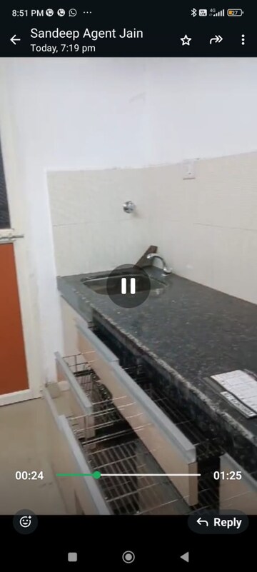 रेसिडेन्शियल फ्लॅट वर्ग फुट फॉर रेंट इन दहिसर ईस्ट मुंबई  7704760