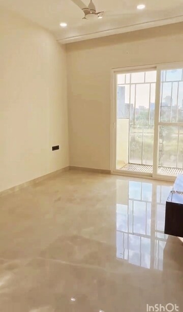 Room in 4 BHK Villa at Narayan Vihar – for Sale