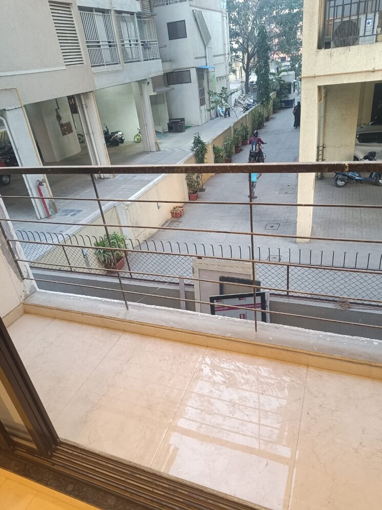 Balcony, sinhagad-chs-seawoods 2 Bedroom 1100 Sq.Ft. Apartment In Seawoods Navi Mumbai 7704812