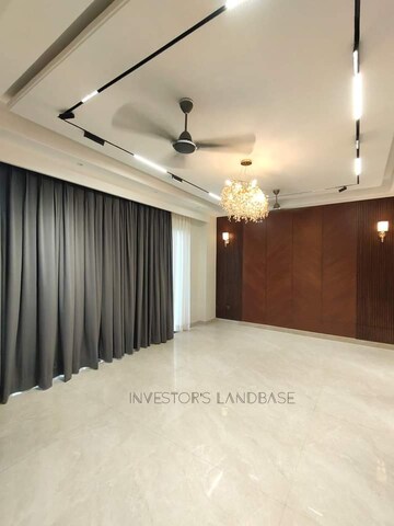 Bedroom in 4 BHK Builder Floor at Ansal API Esencia, Sector 67 – for Sale