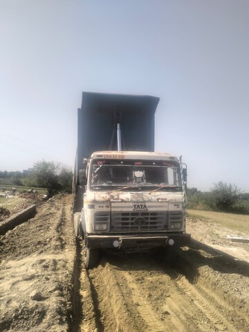 Plot For Sale in Jewar