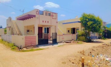  Plot For Sale in Gaur City Arcade, Gaur City 2 
