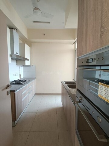 Kitchen in 3.5 BHK Apartment at DLF The Ultima, Sector 81 – for Sale
