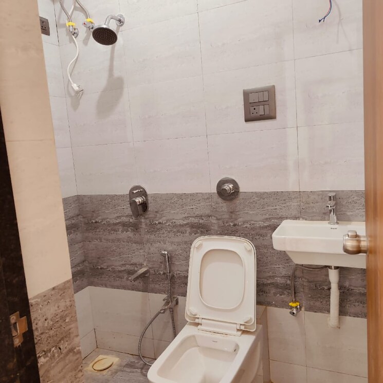 Bathroom, swaroop-marvel-gold 1 Bedroom 416 Sq.Ft. Apartment In Valmik Nagar Mumbai 7705224