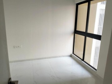 Room in 1 BHK Apartment at Kohinoor Prime, Ulhasnagar – for Sale