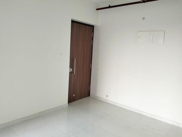 Room in 1 BHK Apartment at Kohinoor Prime, Ulhasnagar – for Sale