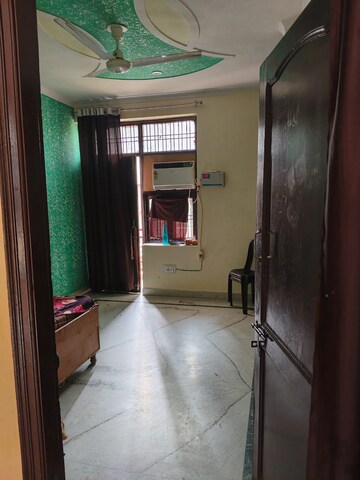 Room in 2.5 BHK Builder Floor at New Industrial Township – for Sale