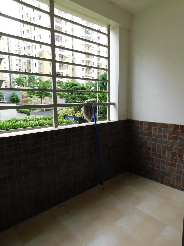 Balcony, hi tech city 3 Bedroom 2390 Sq.Ft. Apartment In Hi Tech City Hyderabad 7705358