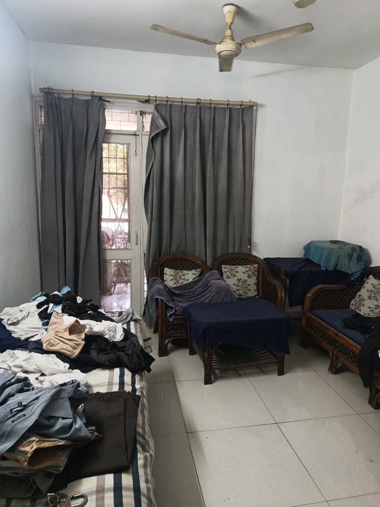  Parking, ip extension 1 Bedroom 600 Sq.Ft. Apartment In Ip Extension Delhi 7705608