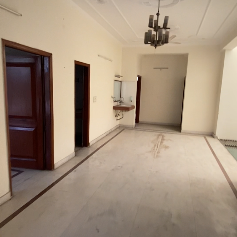 3.5 BHK Builder Floor For Rent in RWA Apartments Sector 92 Sector 92 Noida  7705666