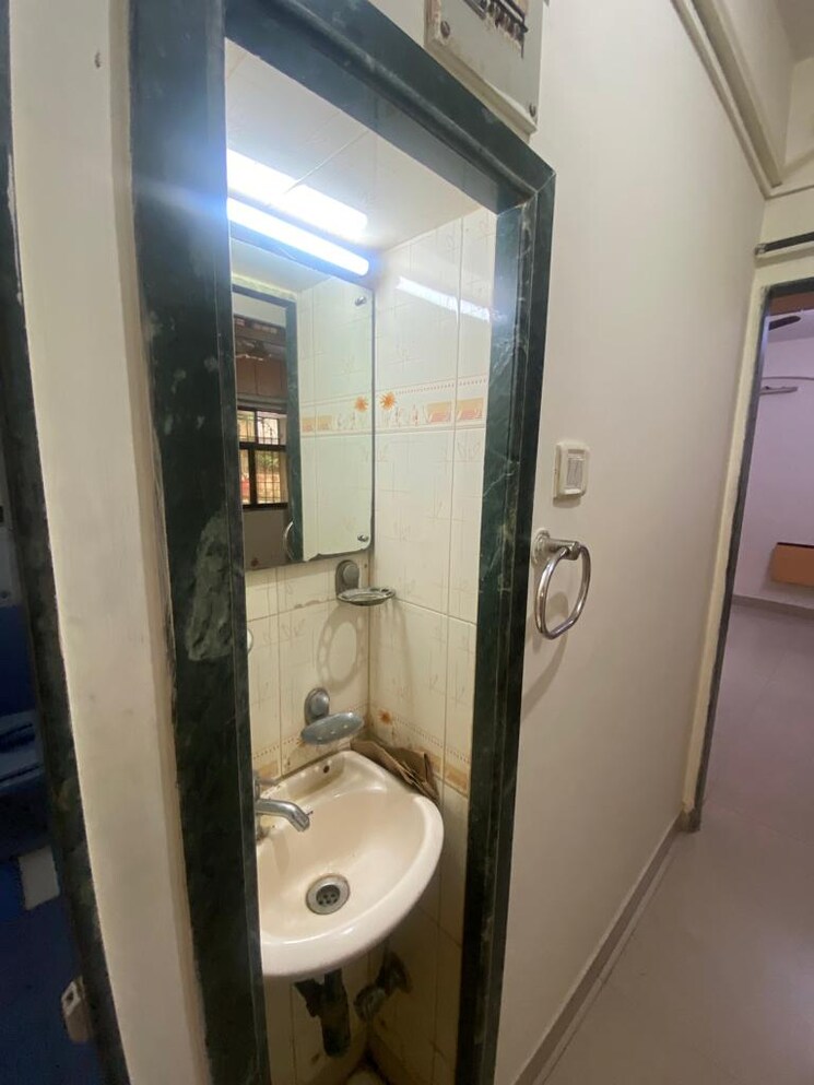 Bathroom, shubharambh-complex 2 Bedroom 950 Sq.Ft. Apartment In Manpada Thane 7705813