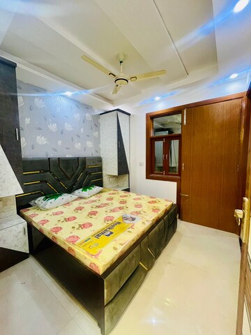 Bedroom in 2 BHK Builder Floor at Dwarka Mor – for Rent