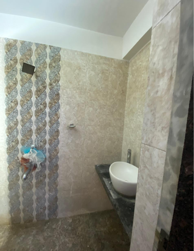 Bathroom, unique-greens-ghodbunder-road 2 Bedroom 700 Sq.Ft. Apartment In Parkwoods Thane 7706306