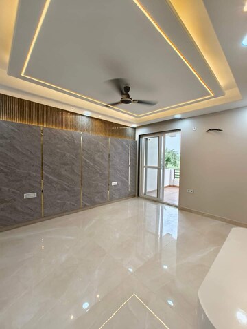 Room in 4 BHK Builder Floor at Puri Aman Vilas, Sector 89 – for Sale