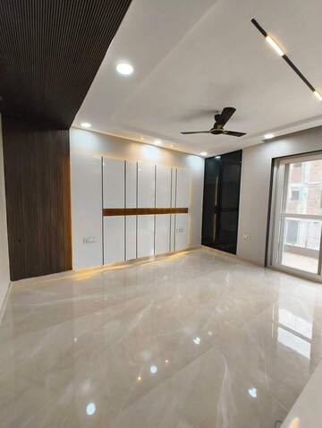 Room in 4 BHK Builder Floor at Puri Aman Vilas, Sector 89 – for Sale