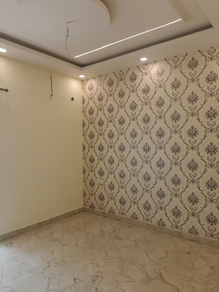 Room, sahastradhara road 3 Bedroom 2100 Sq.Ft. Villa In Sahastradhara Road Dehradun 7706627