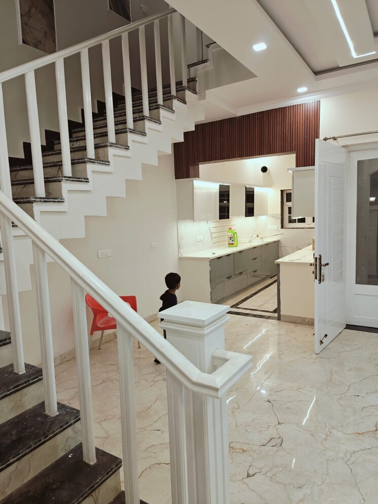 undefined, sahastradhara road 3 Bedroom 2100 Sq.Ft. Villa In Sahastradhara Road Dehradun 7706627
