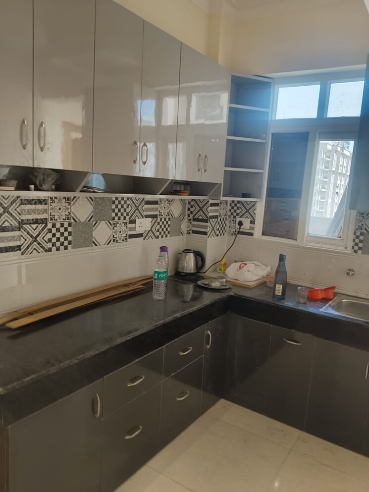 Kitchen, signature-the-serenas 2 Bedroom 614 Sq.Ft. Apartment In Sohna Sector 36 Gurgaon 7706840