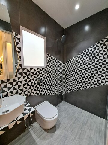Master Bedroom in 2 BHK Builder Floor at Origin Rock Highland, Kandivali West – for Sale