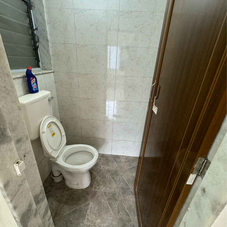 Bathroom, amrapali-chs-santacruz-east 1 Bedroom 350 Sq.Ft. Apartment In Vidya Nagari Mumbai 7707595