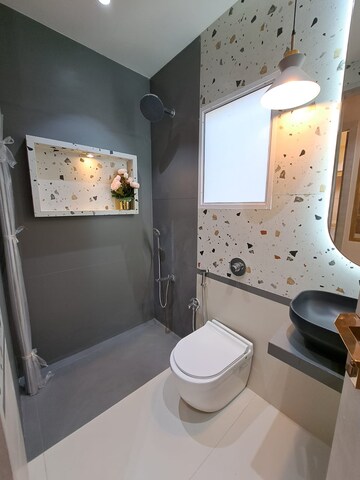Master Bedroom in 3 BHK Builder Floor at Origin Rock Highland, Kandivali West – for Sale