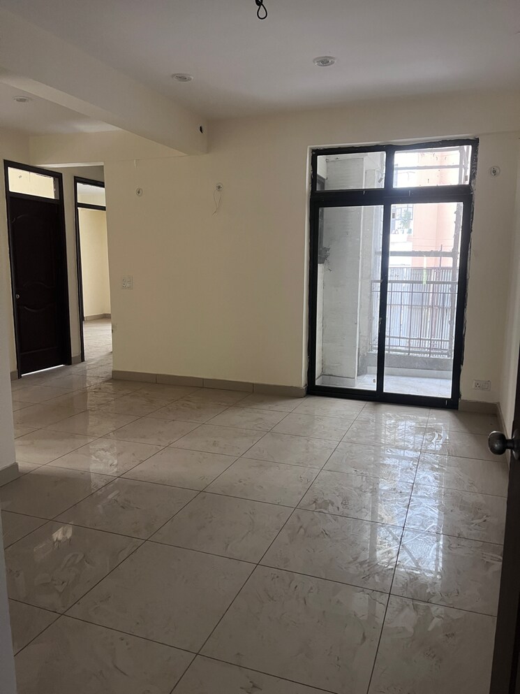 Room, charms-castle 3 Bedroom 1330 Sq.Ft. Apartment In Sehani Khurd Ghaziabad 7707683