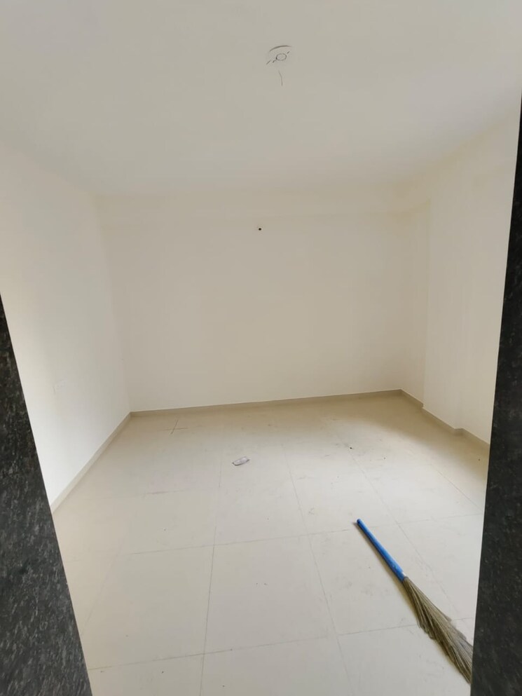 Room, runwal-arcade-warje 1 Bedroom 550 Sq.Ft. Apartment In Warje Pune 7708193